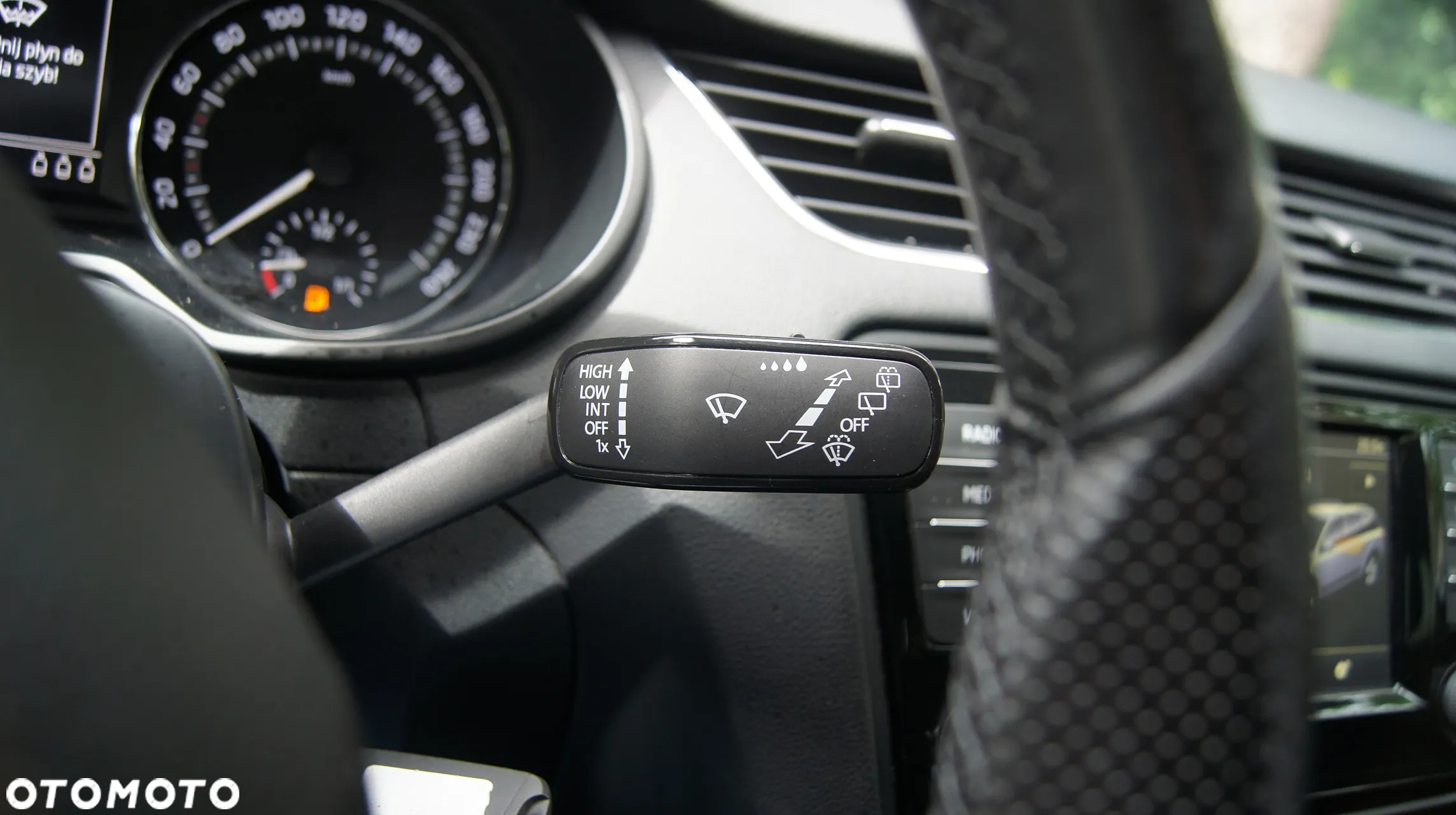 Skoda Octavia Combi 2.0 TDI 4x4 DSG Scout - 31
