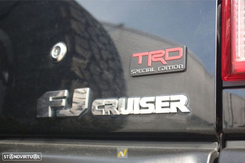 Toyota Land Cruiser - 27