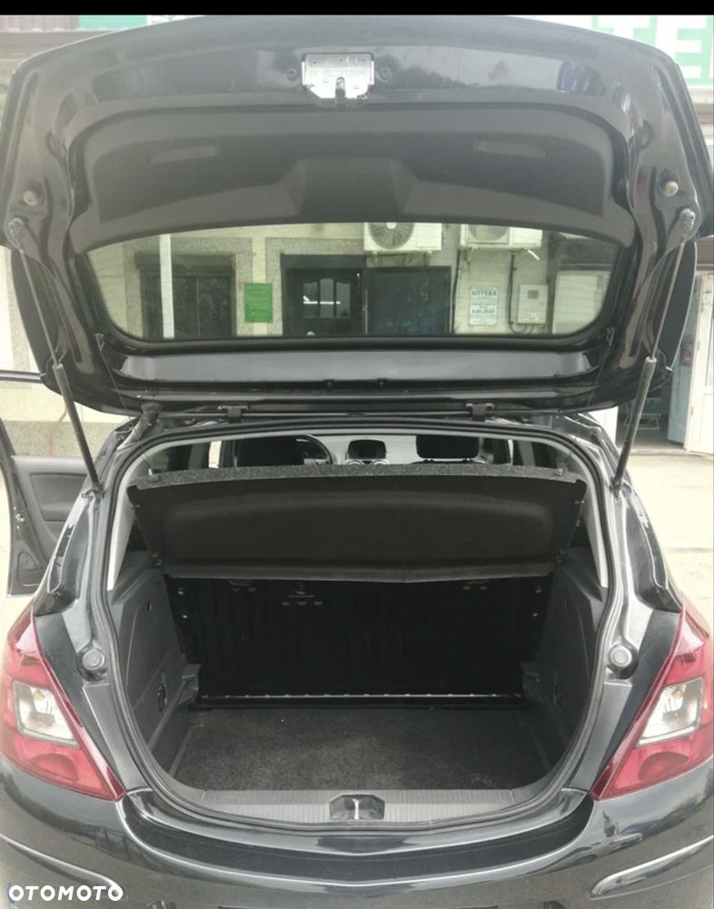 Opel Corsa - 4