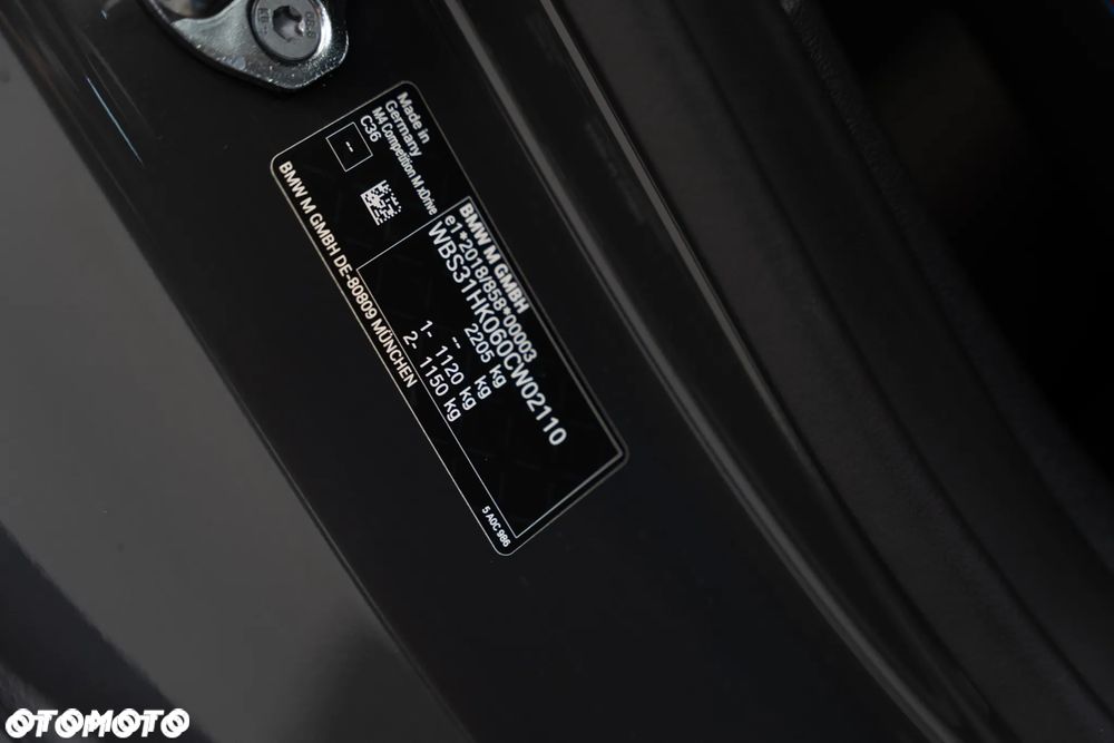 BMW M4 Competition M xDrive - 41