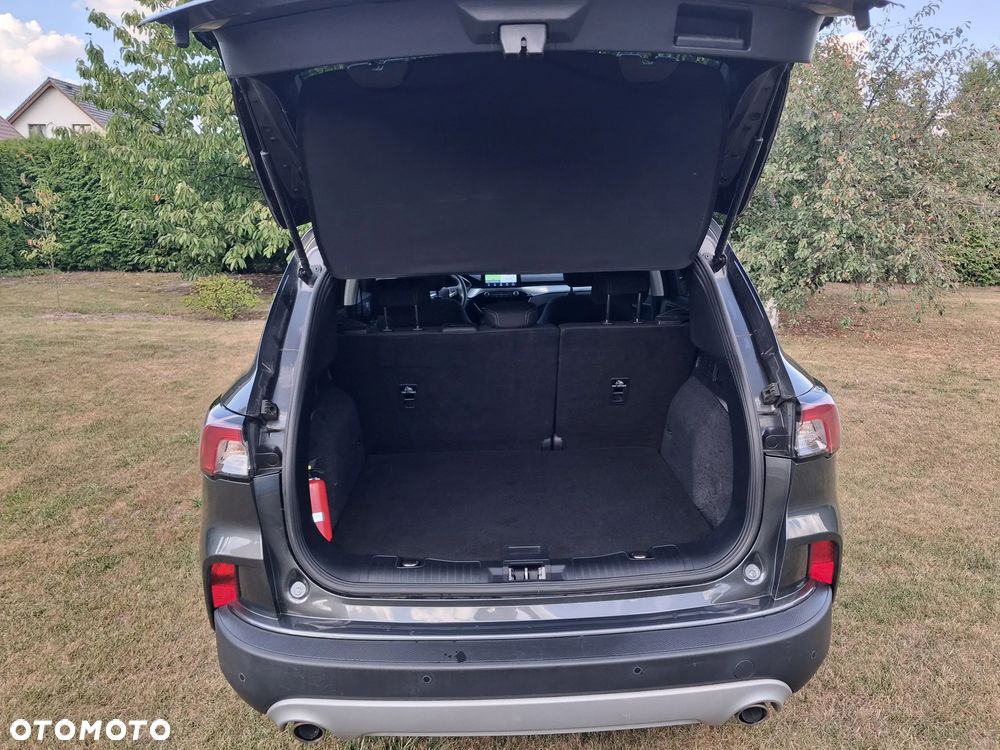 Ford Kuga - 16