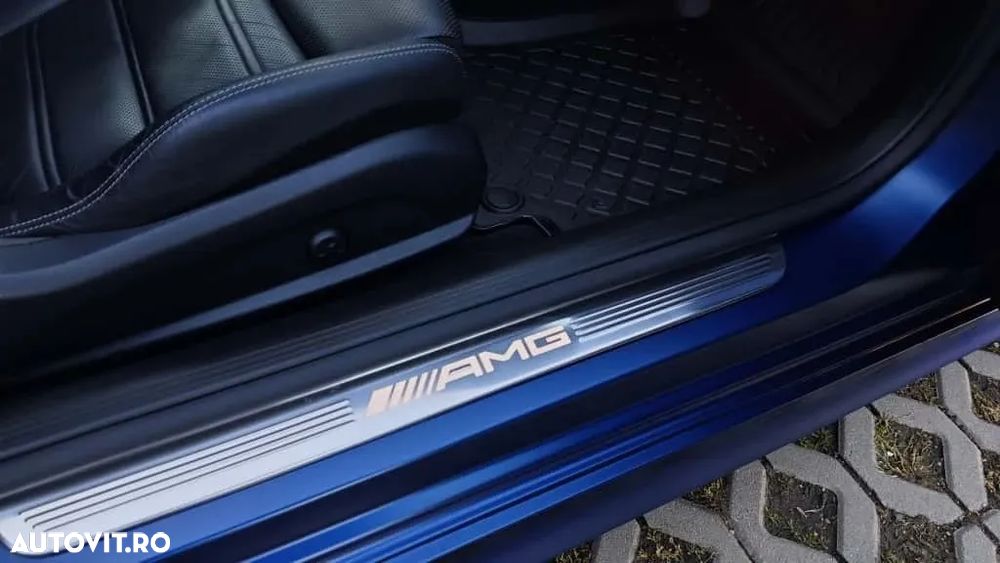 Mercedes-Benz E AMG 53 4Matic Coupe AMG Speedshift 9G-TRONIC - 12