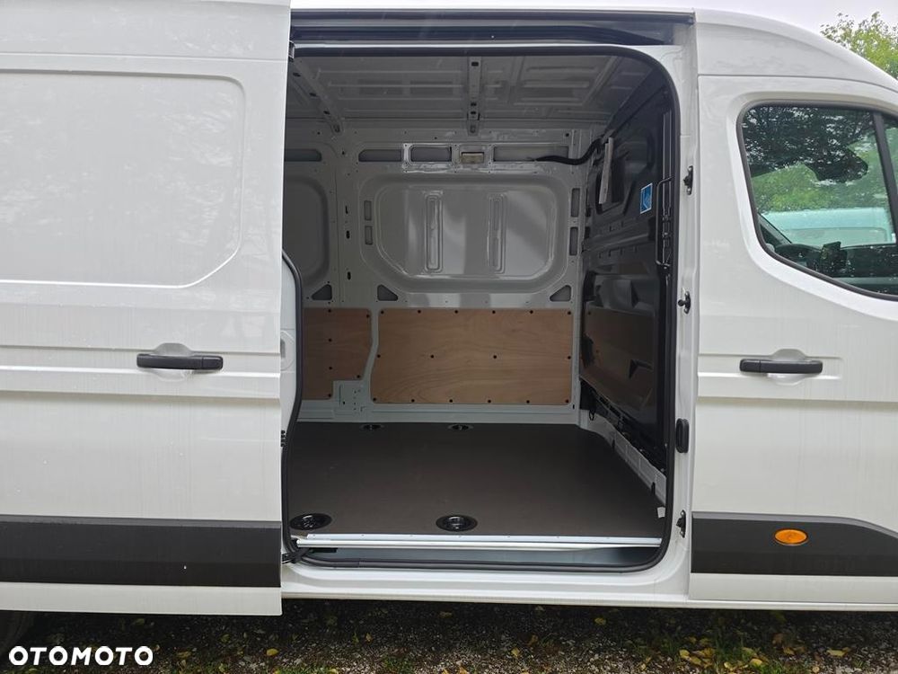 Renault Master dCi L3H2 Extra - 11