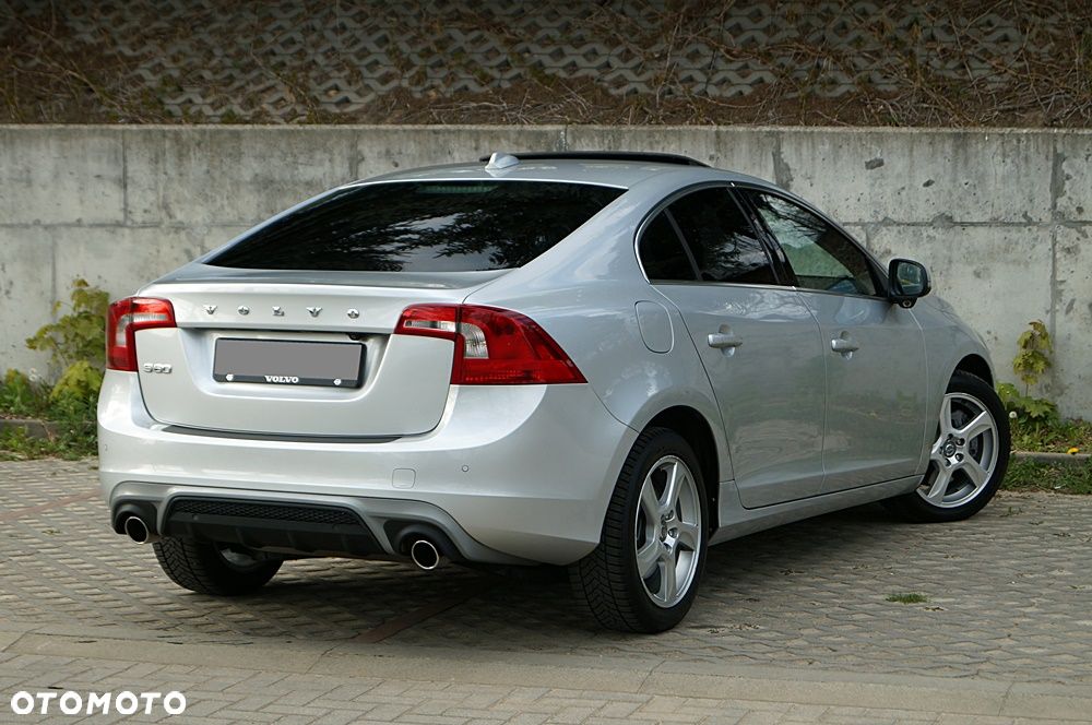 Volvo S60 D5 Summum - 5