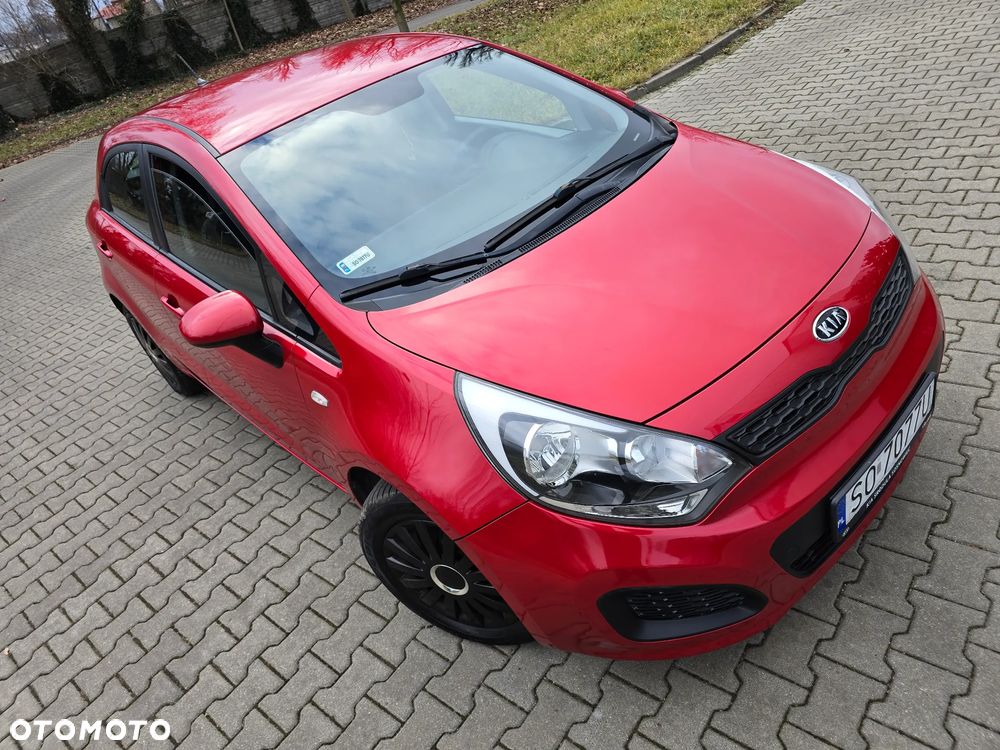 Kia Rio - 34