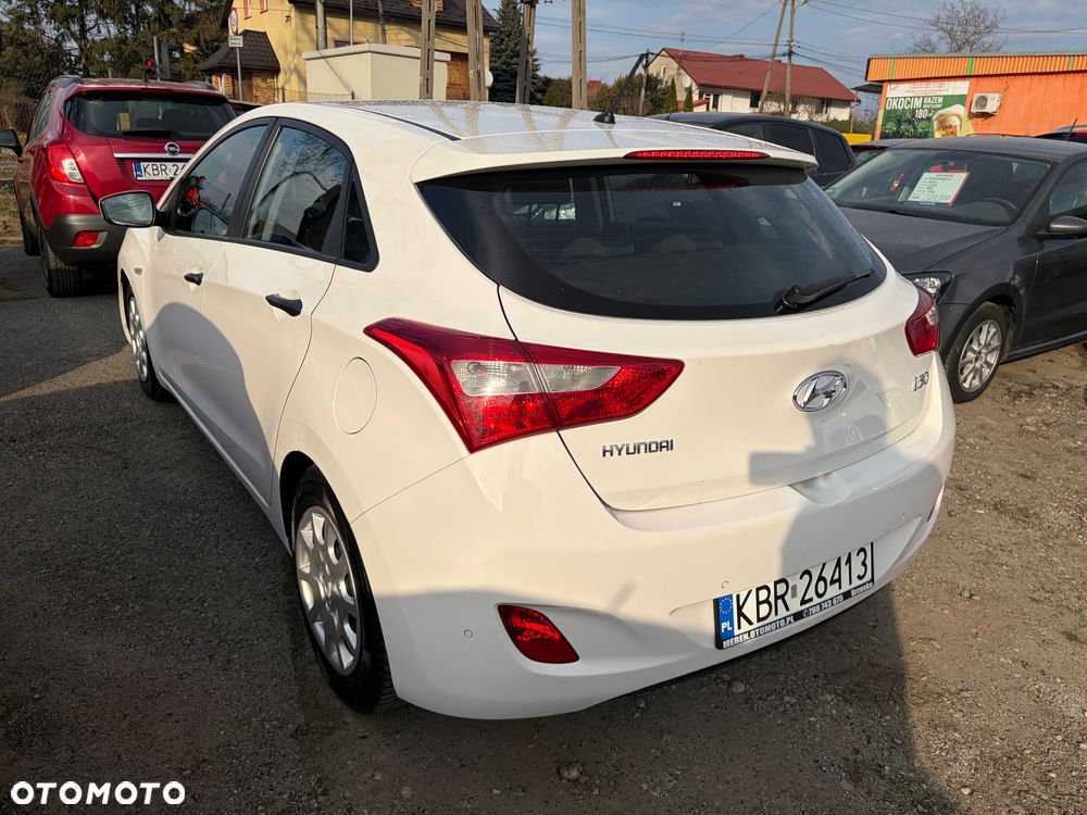 Hyundai i30 1.4 Fifa World Cup Edition - 15