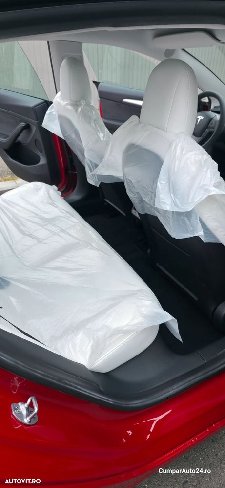 Tesla Model 3 Performance - 12