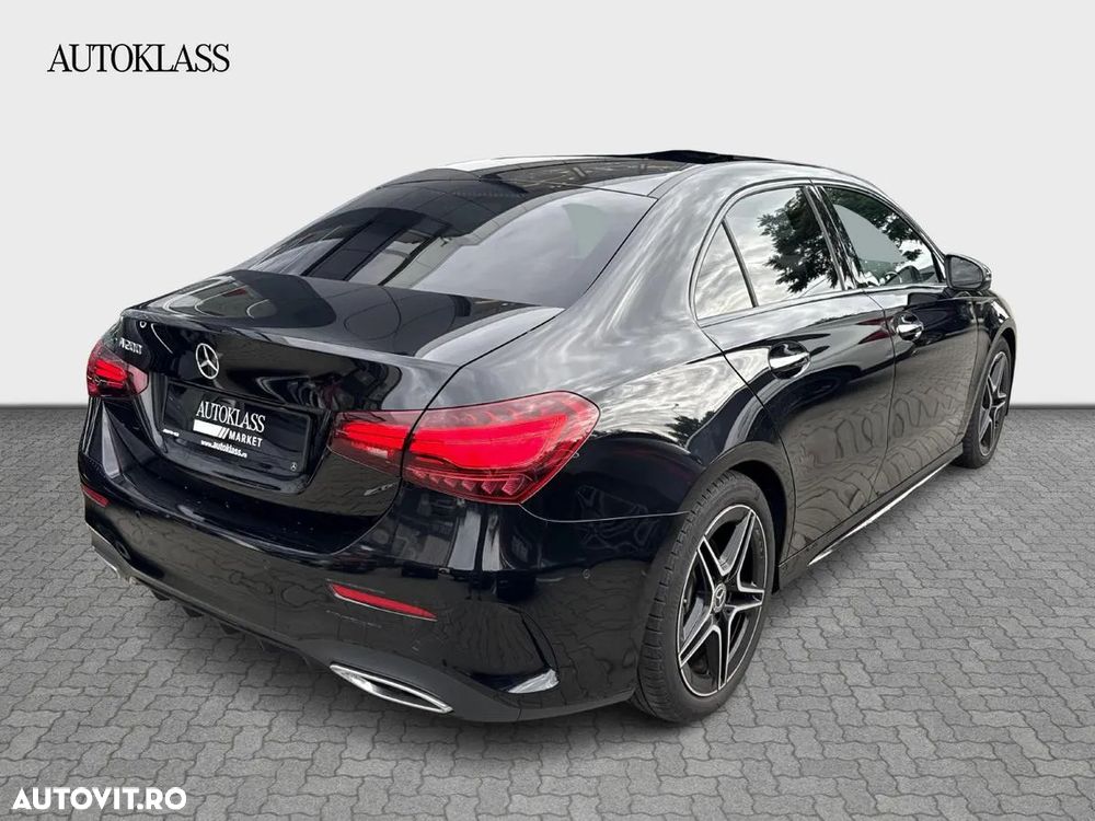 Mercedes-Benz A 200 MHEV 7G-DCT Sedan - 8
