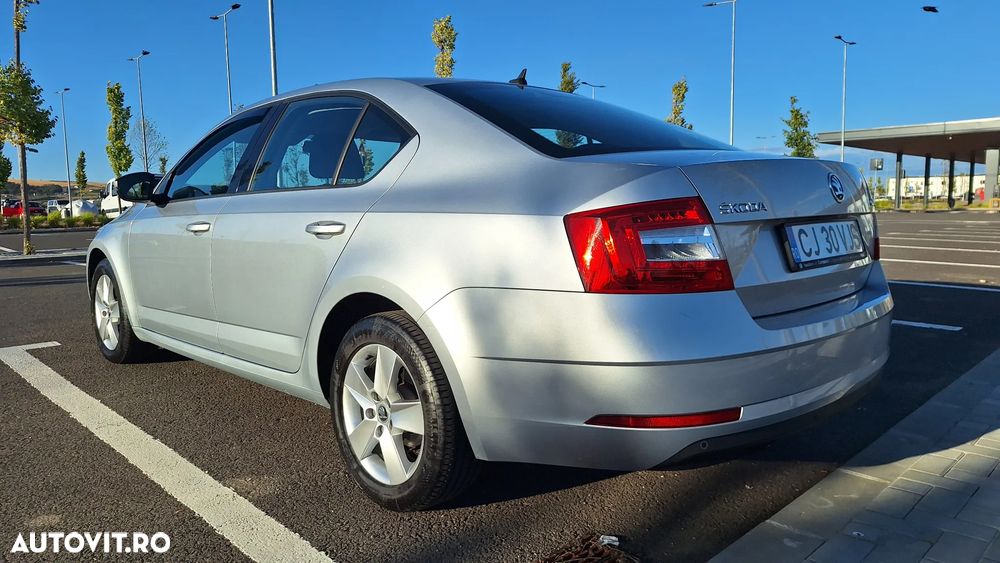 Skoda Octavia - 14