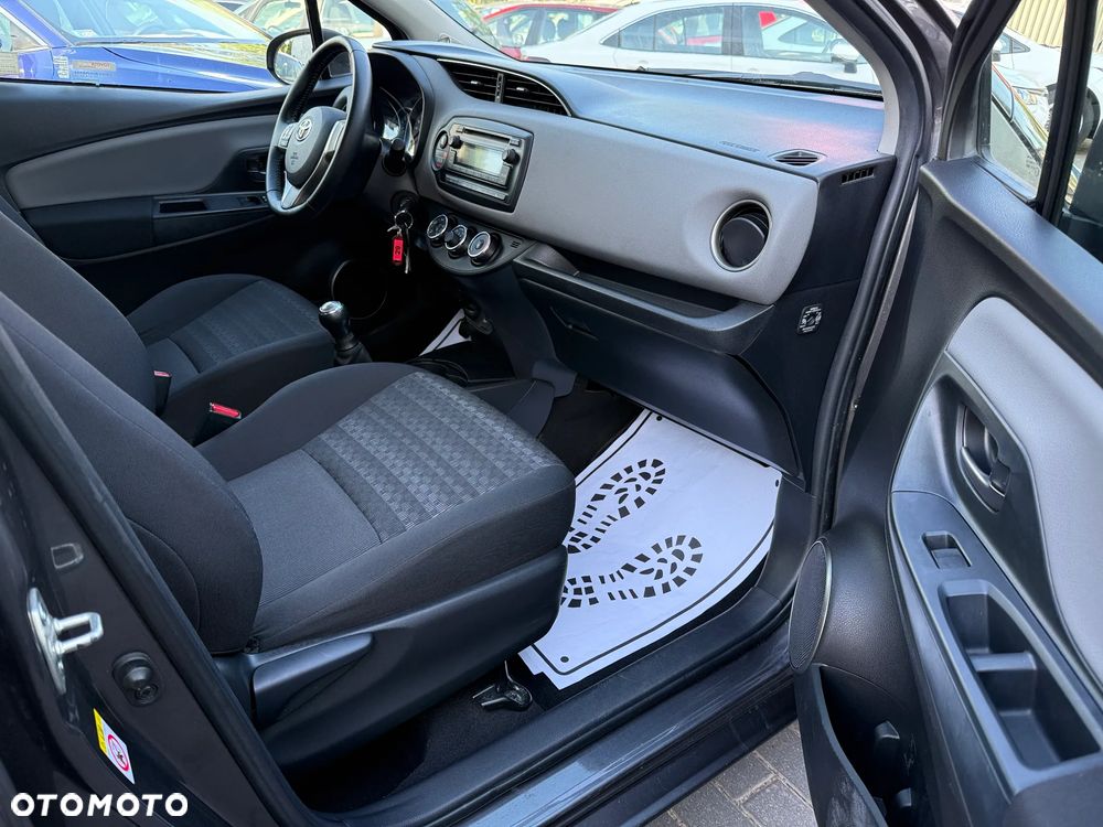 Toyota Yaris 1.0 Active EU6 - 15
