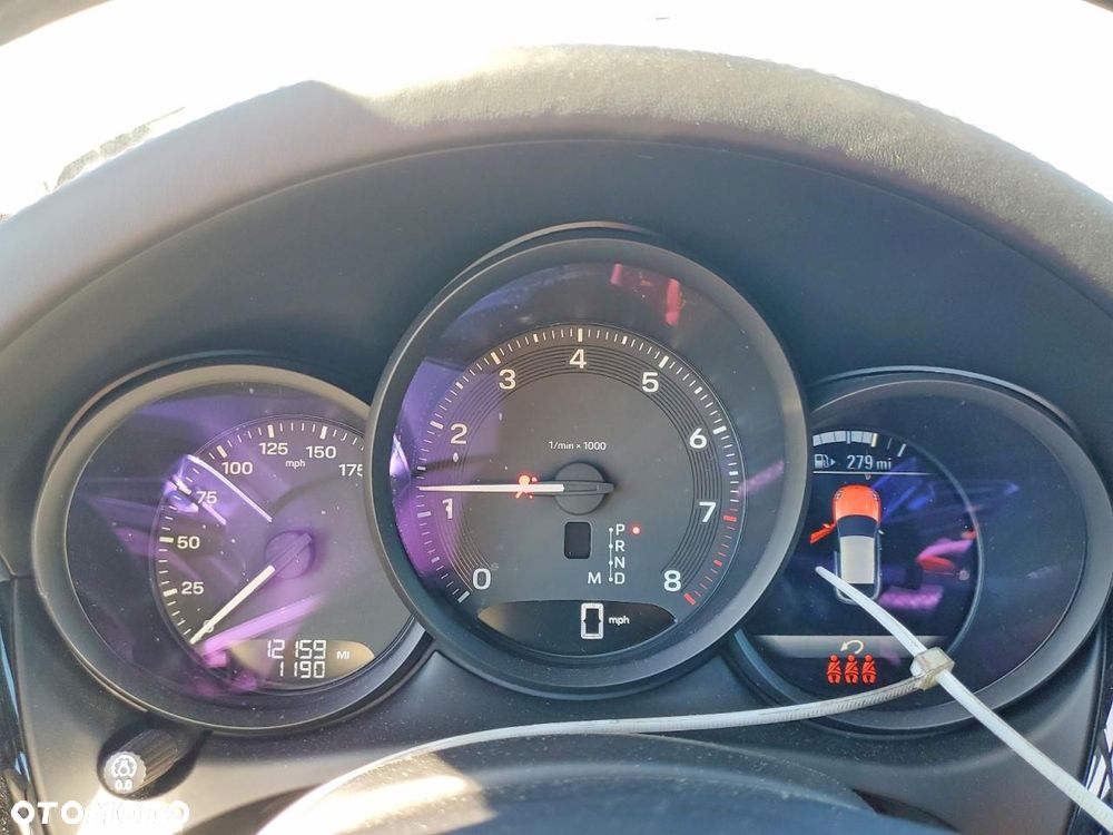 Porsche Macan Standard - 9