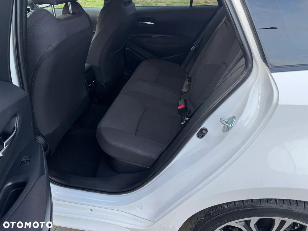 Toyota Corolla 1.8 Hybrid Comfort - 26