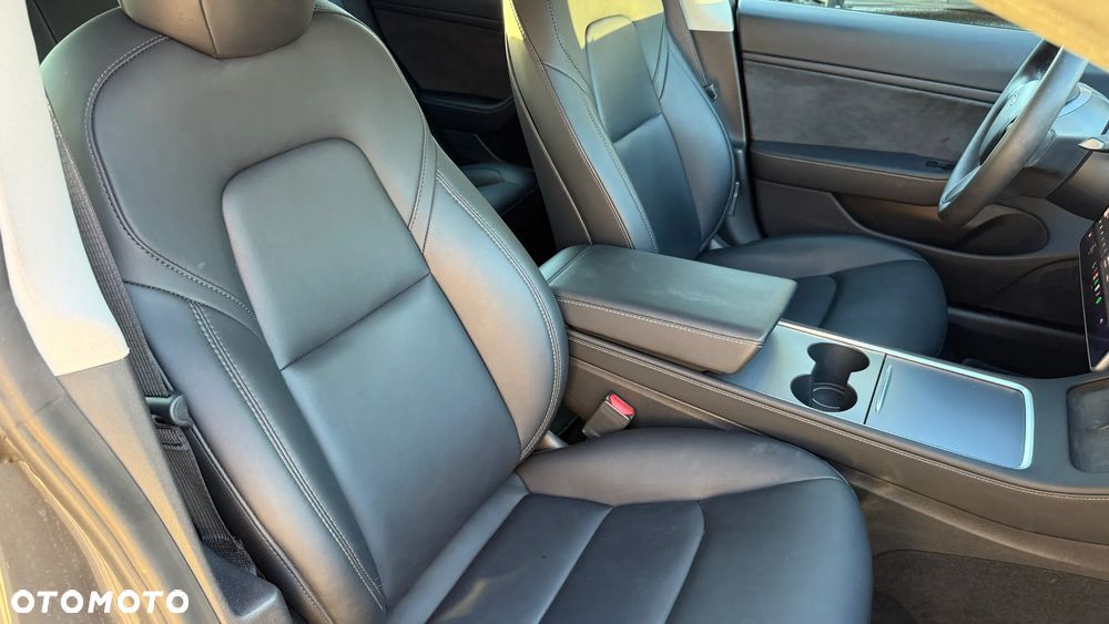 Tesla Model 3 Langstreckenbatterie Allradantrieb Dual Motor - 14