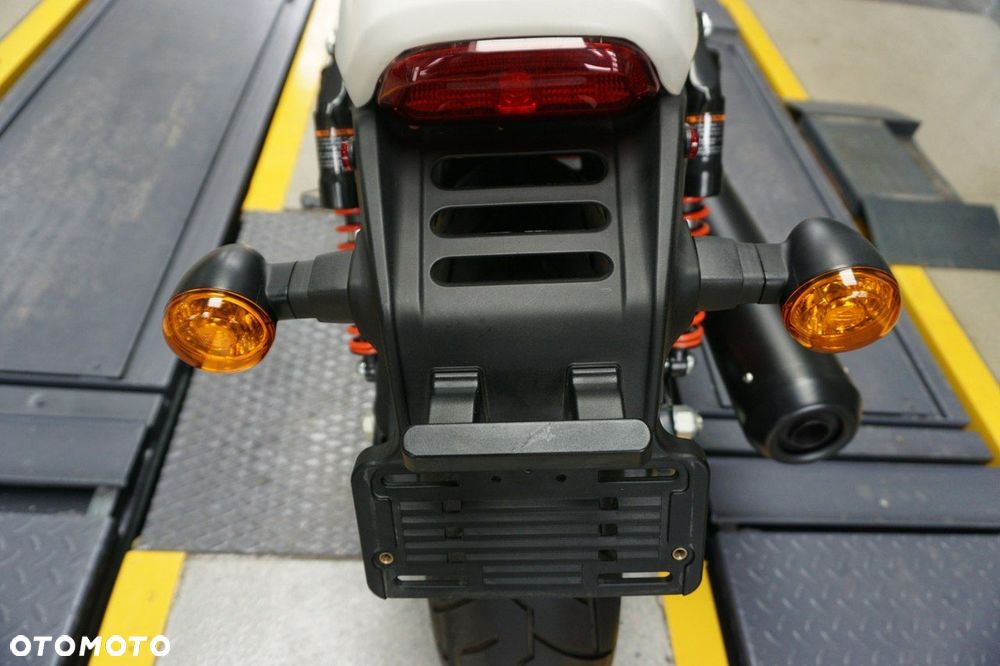 Harley-Davidson Street Rod XG 750A - 14