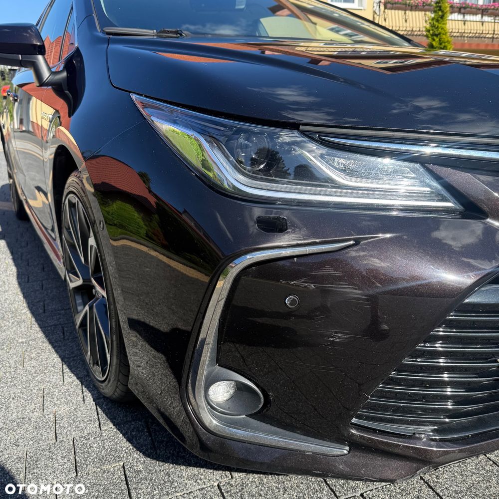 Toyota Corolla 1.8 Hybrid Executive - 17