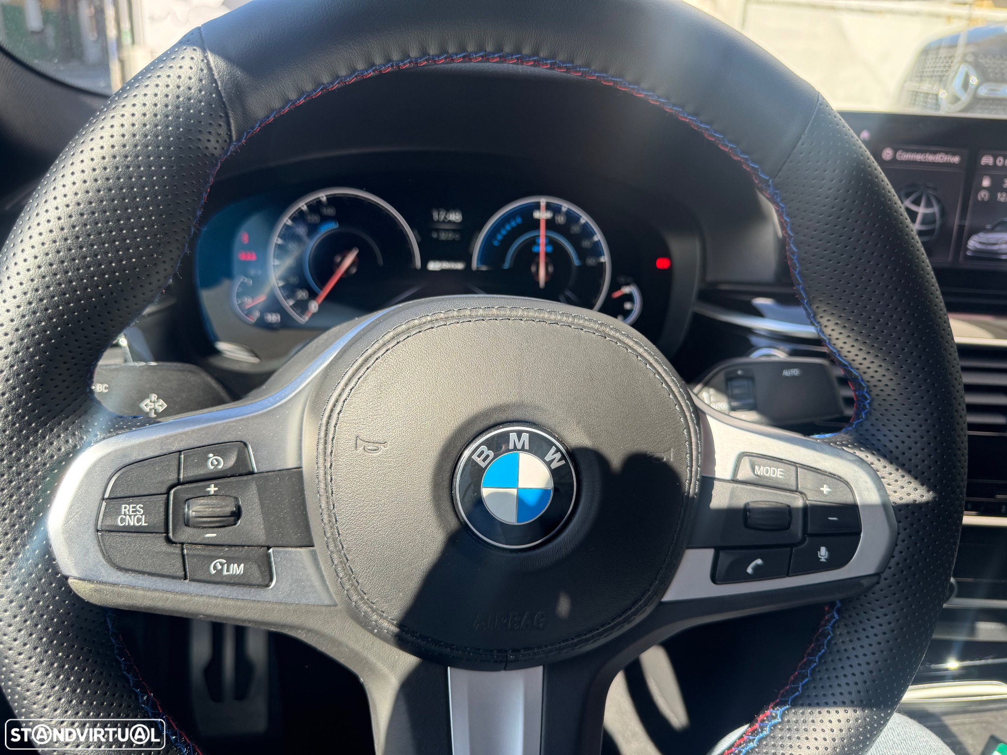 BMW 530 e iPerformance Pack M - 17
