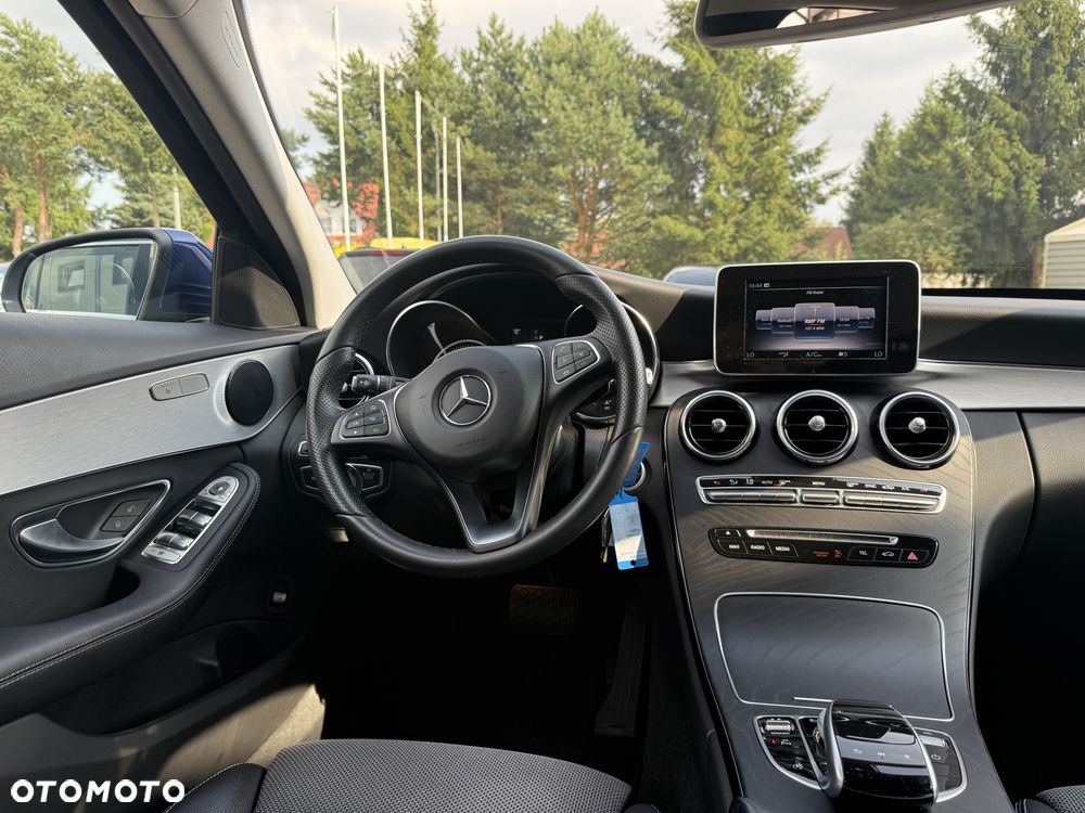 Mercedes-Benz Klasa C 180 (BlueEFFICIENCY) 7G-TRONIC Avantgarde - 16