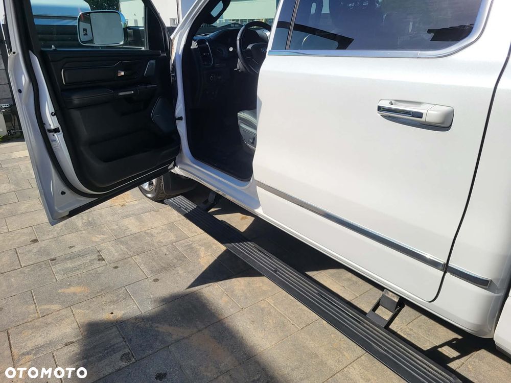 RAM 1500 5.7 Crew Cab Limited - 23