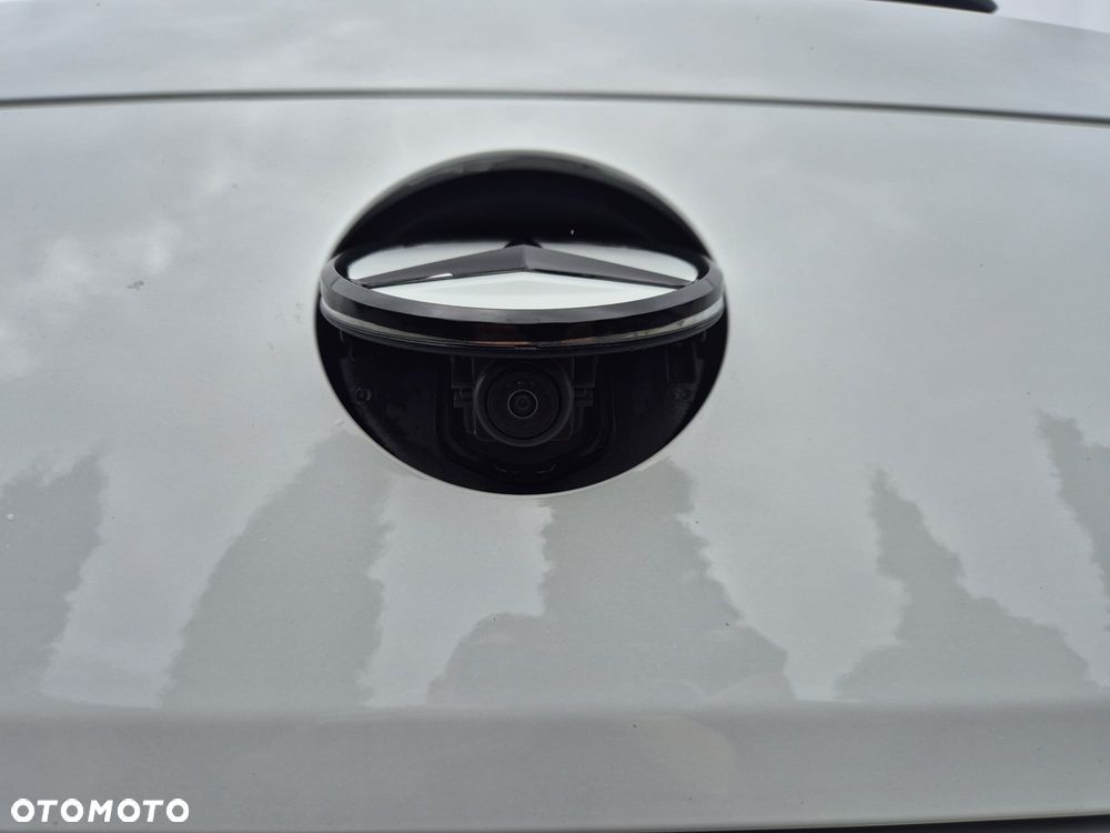 Mercedes-Benz CLA 200 d 8G-DCT - 32