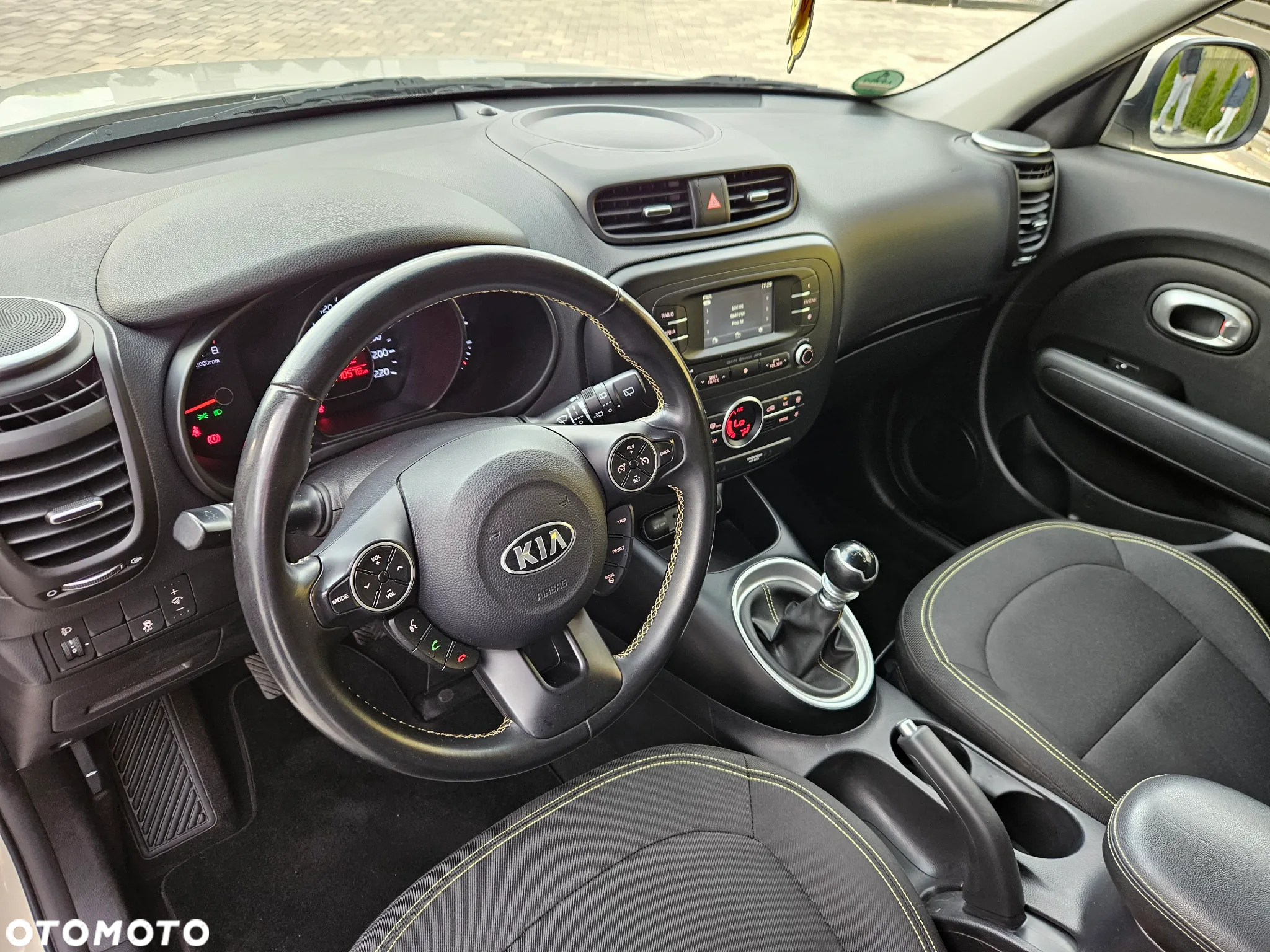Kia Soul 1.6 GDI Dream Team Edition - 9