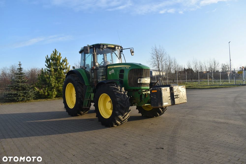 John Deere 7430 - 10