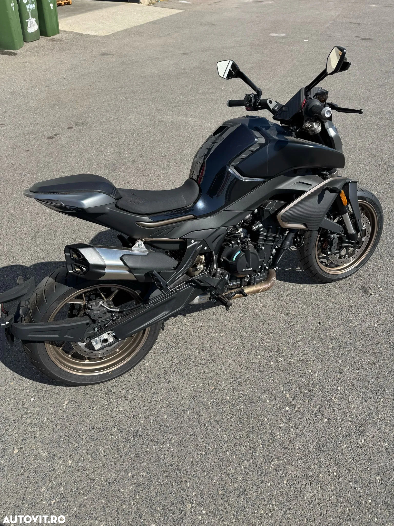 CF Moto 650NK ABS - 4