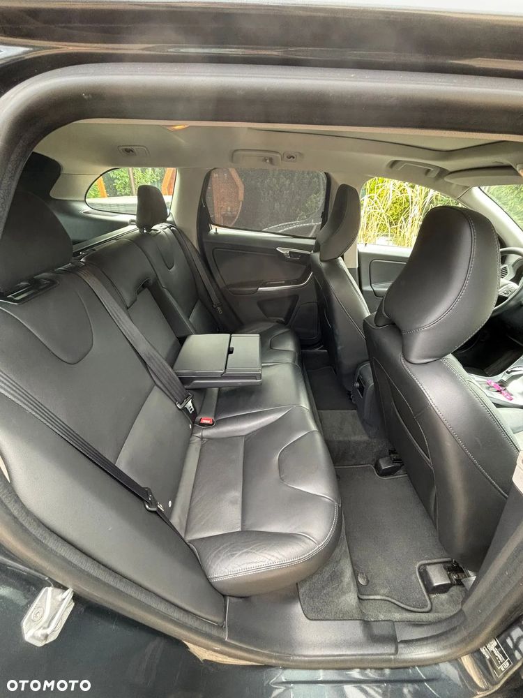 Volvo XC 60 D4 AWD Summum - 7