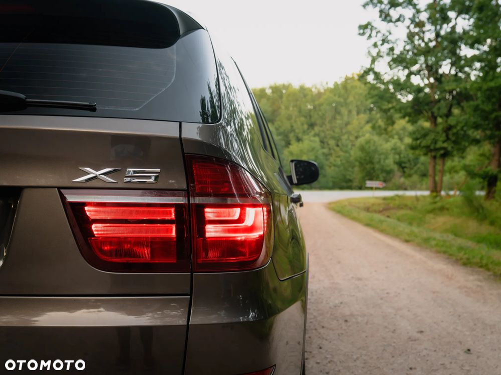 BMW X5 xDrive35i - 11