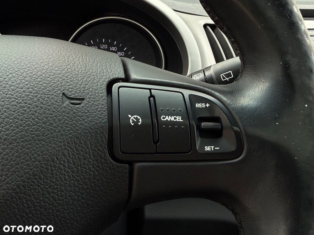 Kia Sportage 2.0 CRDI XL AWD - 24