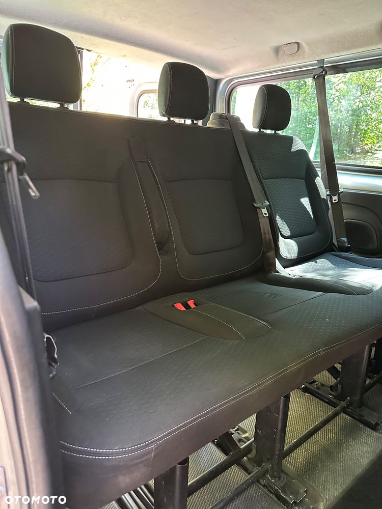 Opel Vivaro L2H1 2,9t Edition Premium - 11