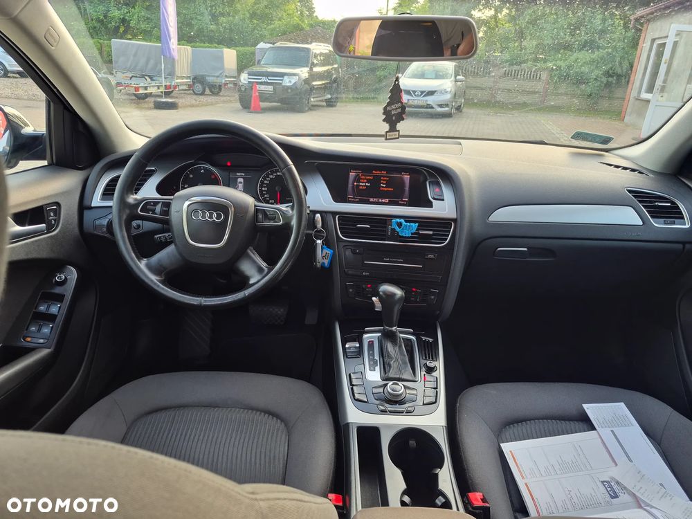 Audi A4 Avant - 15