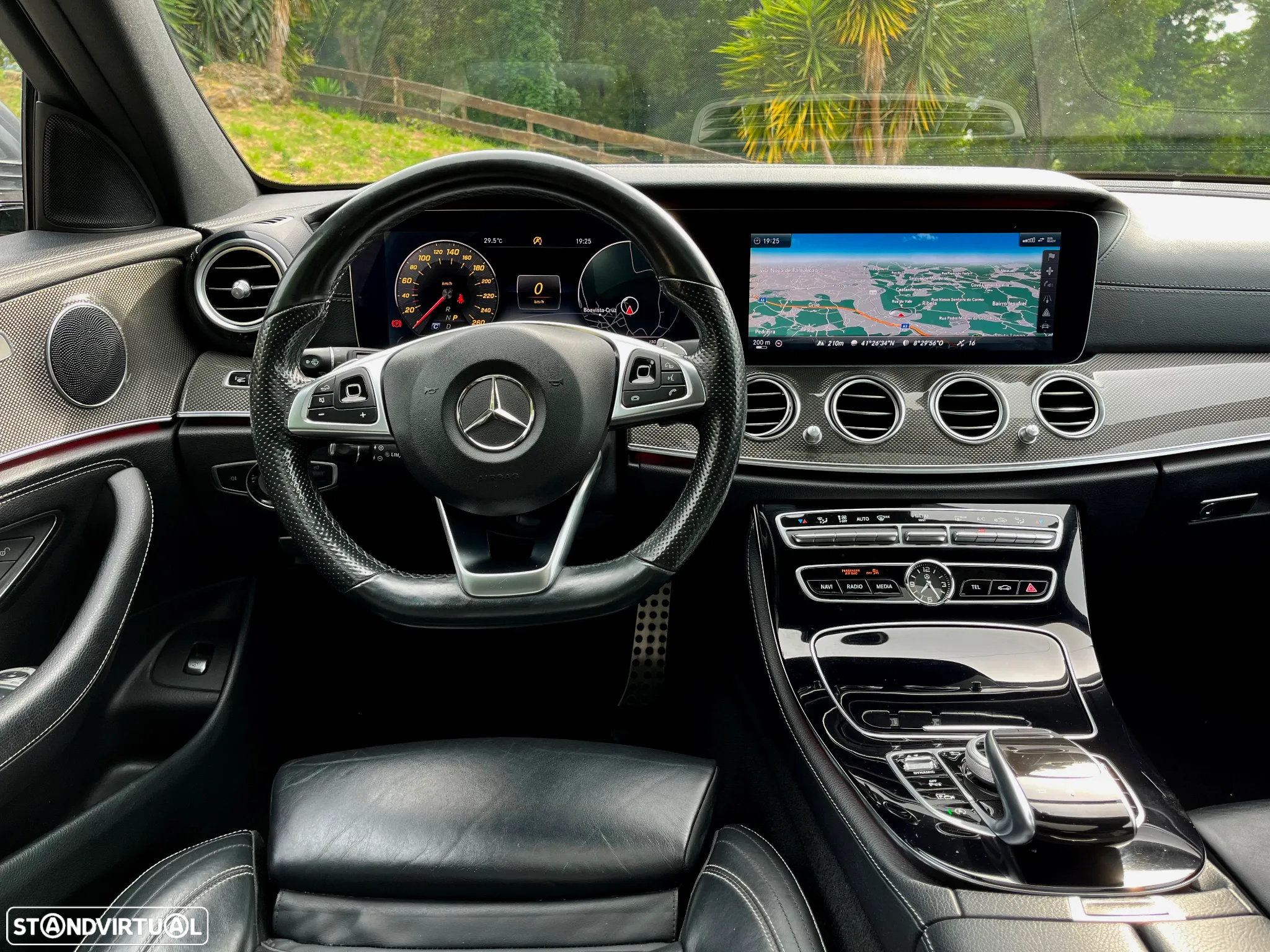 Mercedes-Benz E 220 d 4Matic T 9G-TRONIC AMG Line - 22
