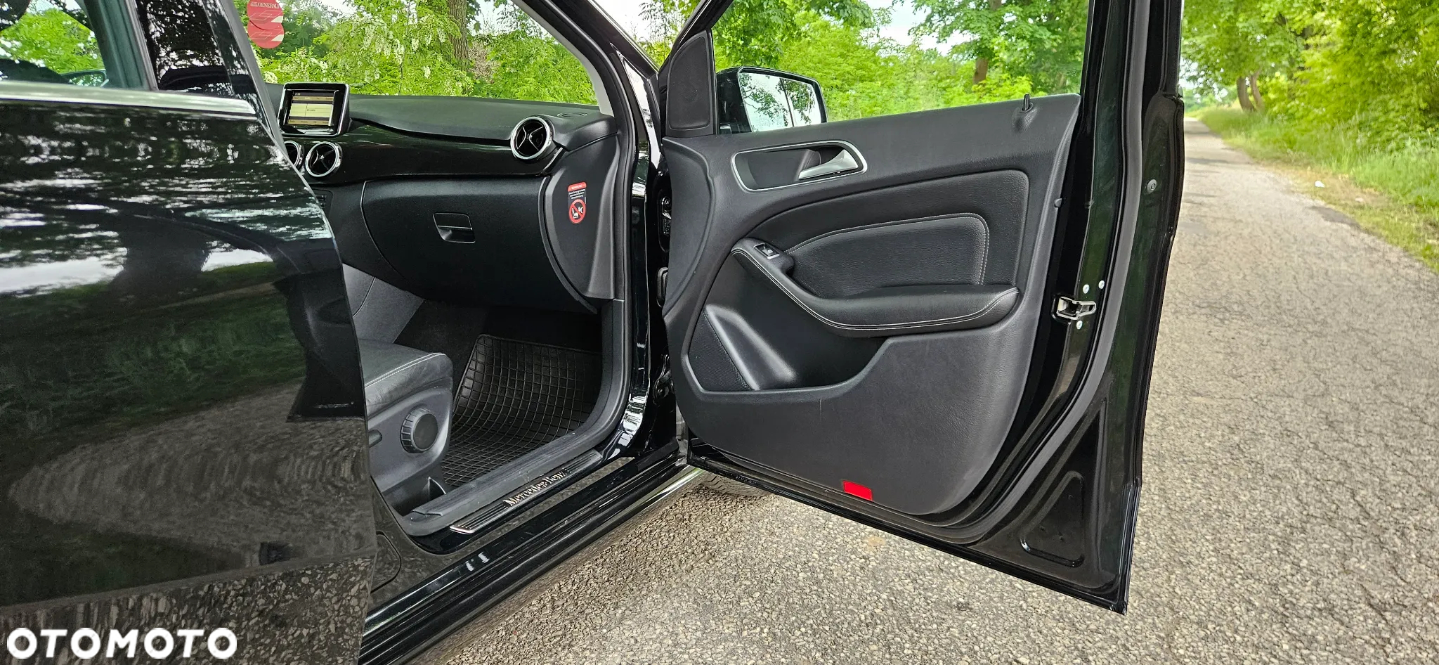 Mercedes-Benz Klasa B 180 - 28