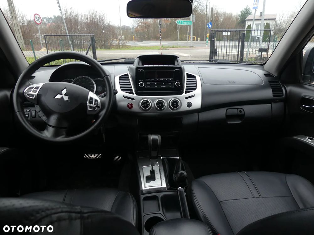 Mitsubishi L200 Pick Up 4x4 Autm DPF Intense Double Cab - 22