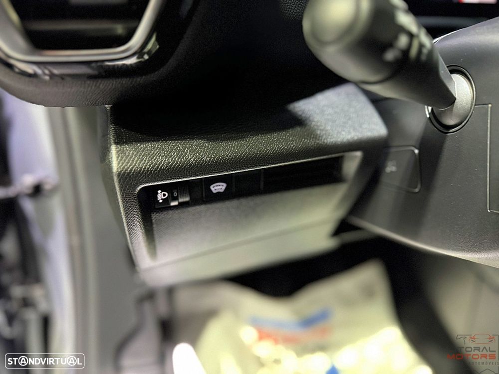 Citroën C4 1.2 PureTech Shine - 18