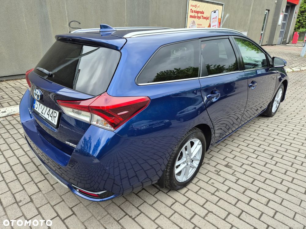Toyota Auris - 5