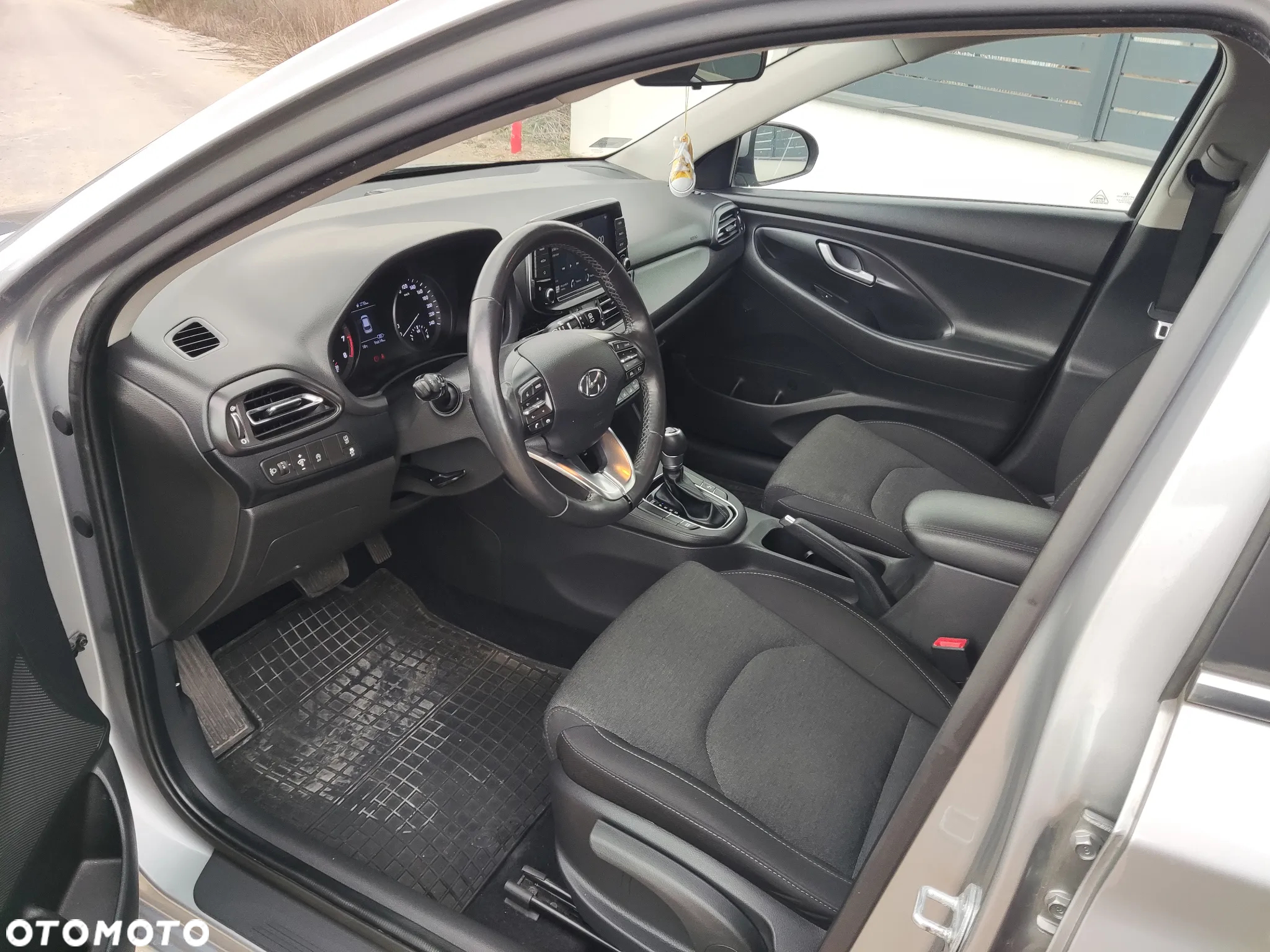 Hyundai i30 1.5 T-GDI 48V Comfort DCT - 10