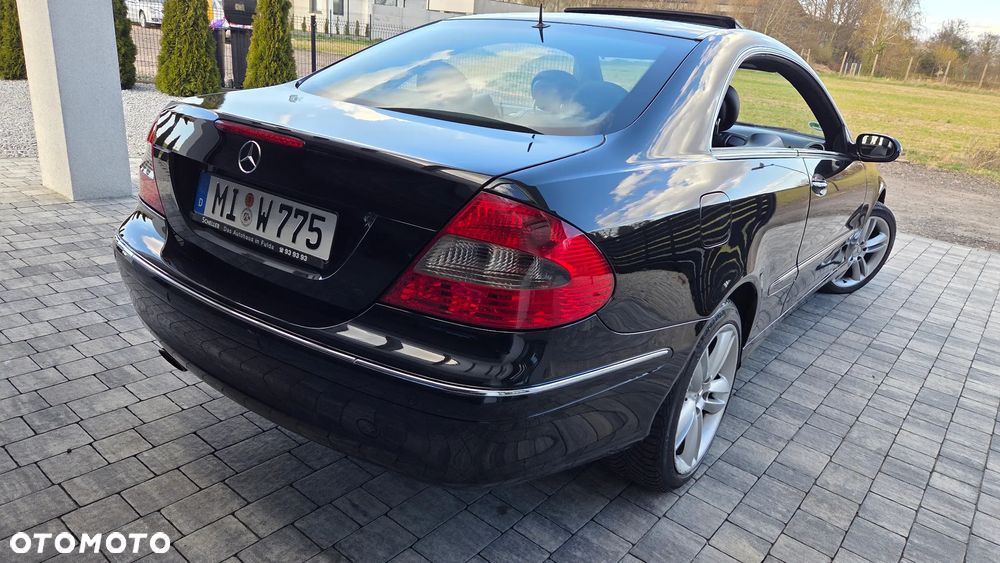 Mercedes-Benz CLK - 3