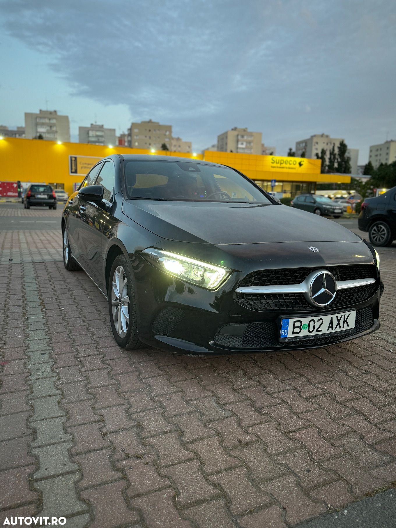 Mercedes-Benz A - 1