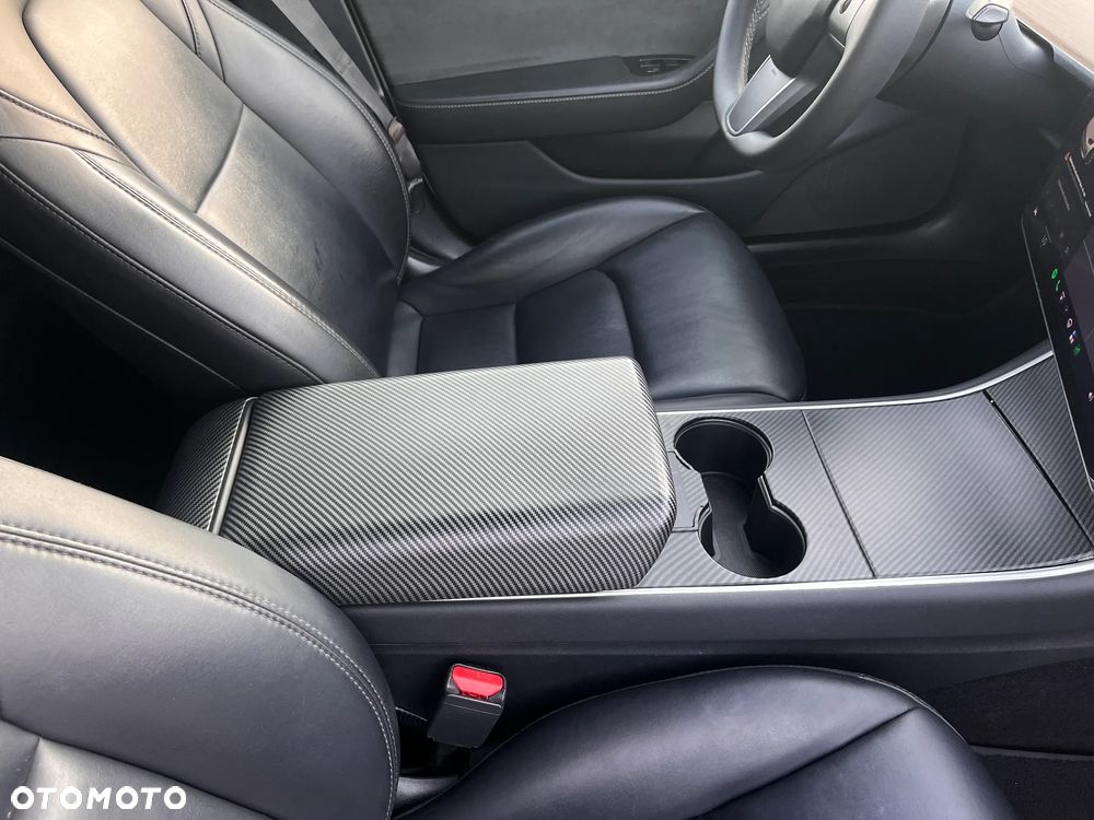 Tesla Model 3 Langstreckenbatterie Allradantrieb Dual Motor Performance - 19