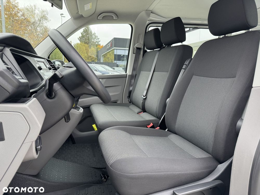 Volkswagen Transporter - 12