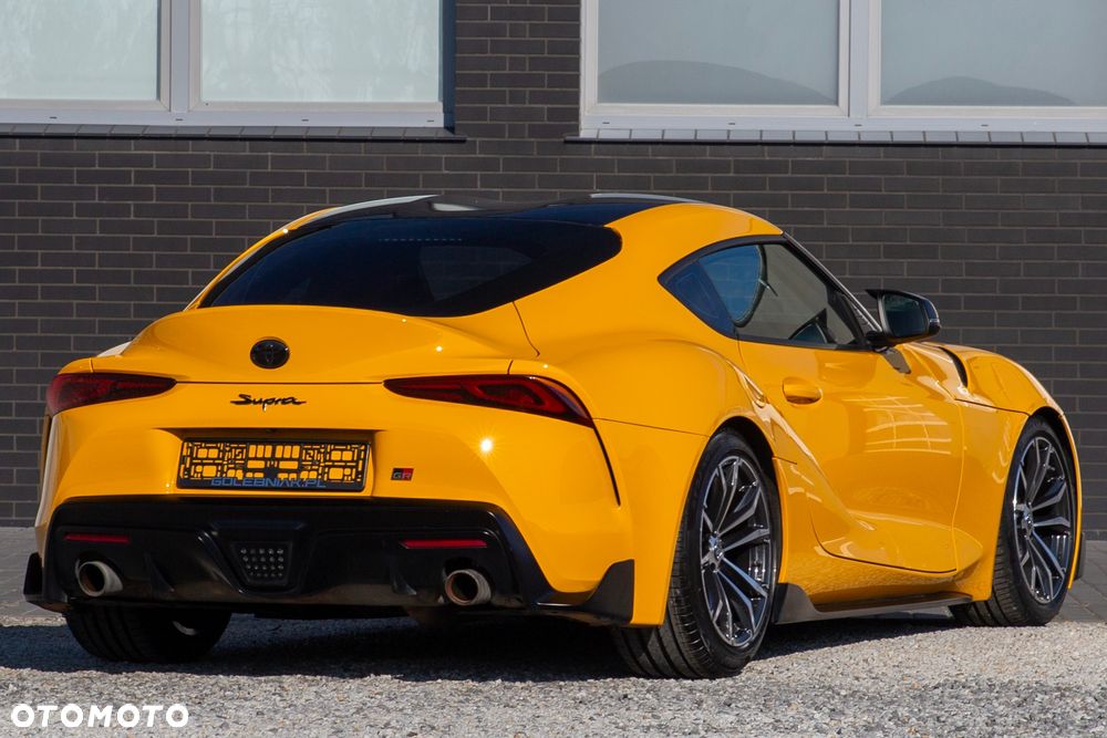 Toyota Supra - 3