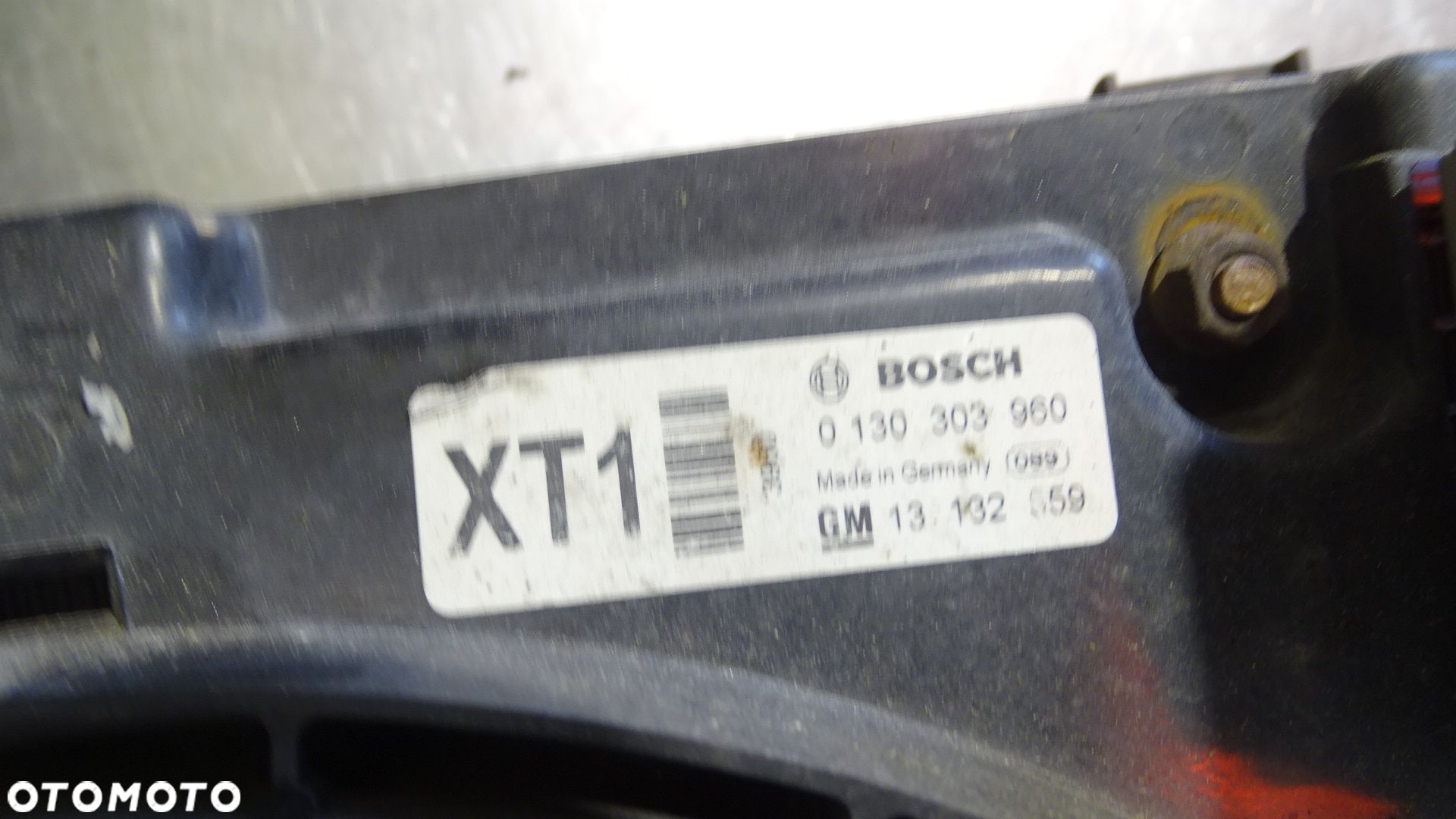 CHŁODNICA WODY KLIMATYZACJI OPEL ASTRA H GTC 2.0T - 13