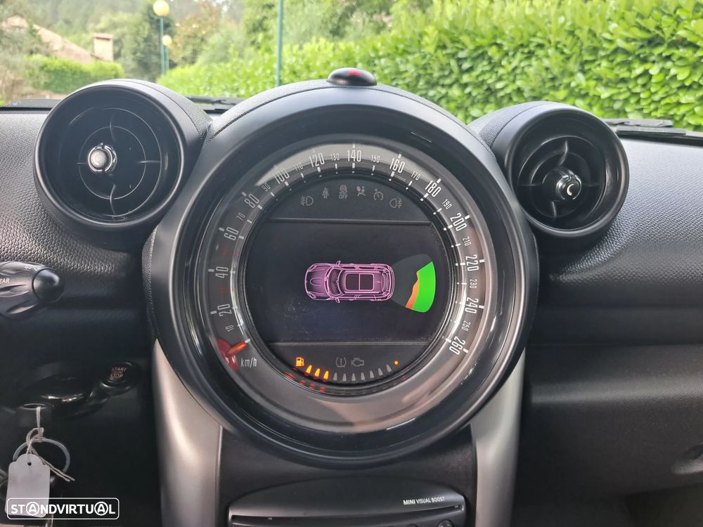 MINI Countryman Cooper D - 25