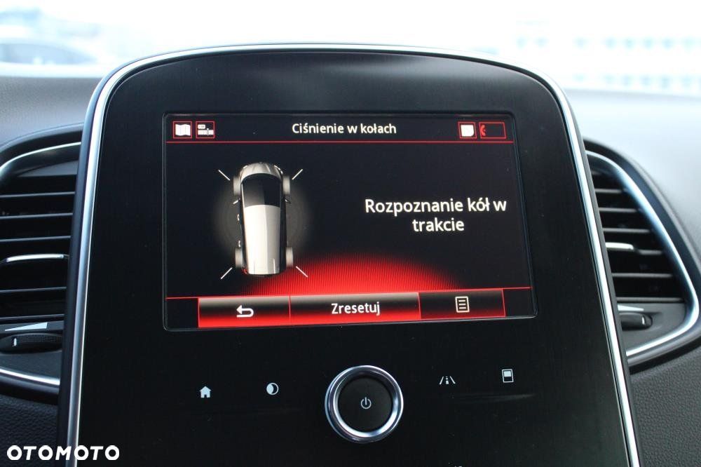 Renault Grand Scenic - 25