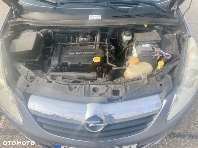 Opel Corsa 1.2 16V Enjoy - 10