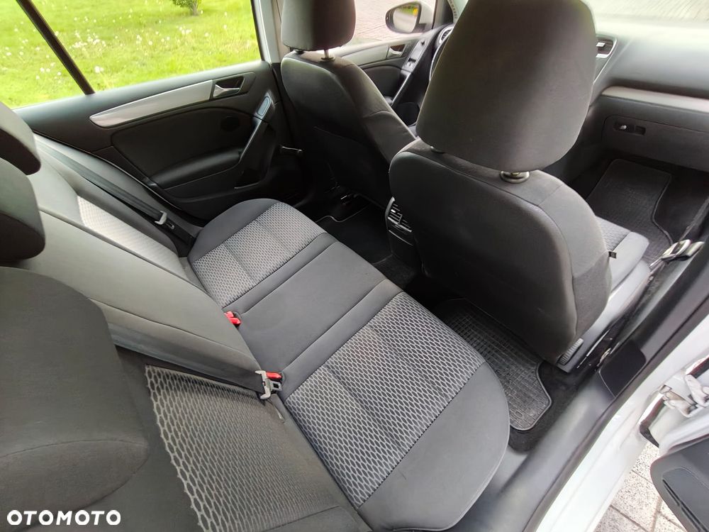 Volkswagen Golf 1.6 TDI DPF BlueMotion Technology Team - 22