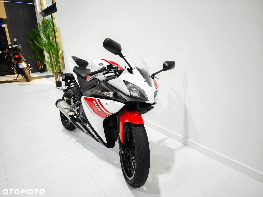 Yamaha YZF - 2