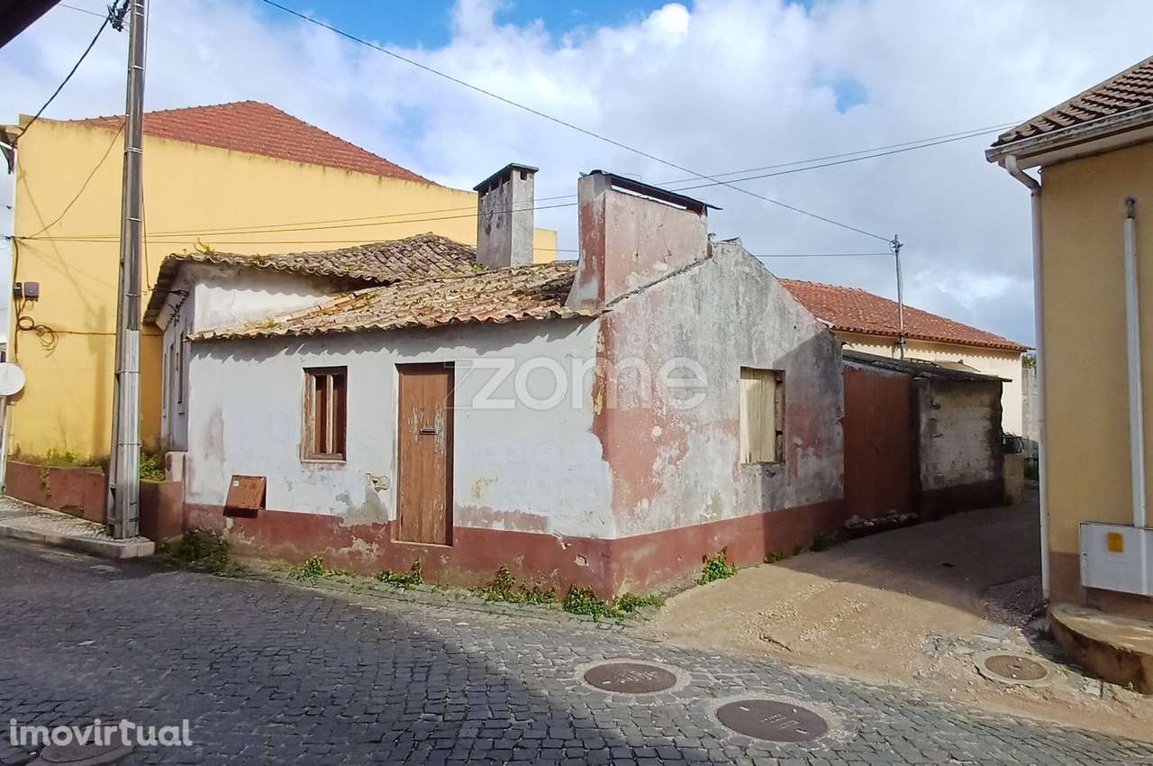 Moradia T5 para Recuperar na Vieira - Grande imagem: 2/20