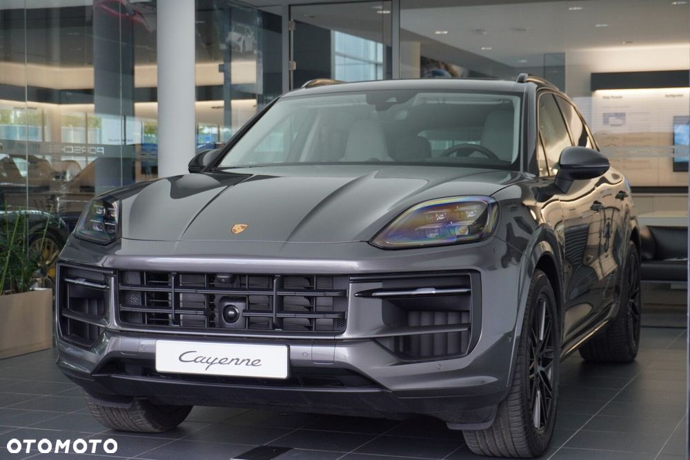 Porsche Cayenne - 2
